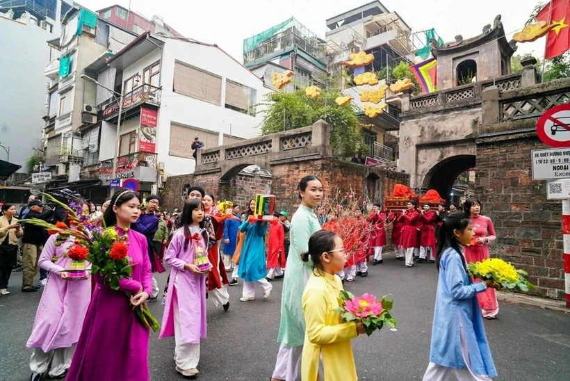 Văn hóa du xuân trong nhịp sống hiện đại