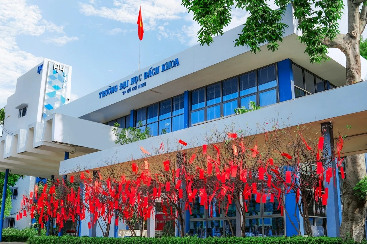 Trường ĐH Bách khoa TPHCM công bố phương án tuyển sinh 2026 với nhiều điểm mới Trường ĐH Bách khoa TPHCM công bố phương án tuyển sinh 2026 với nhiều điểm mới