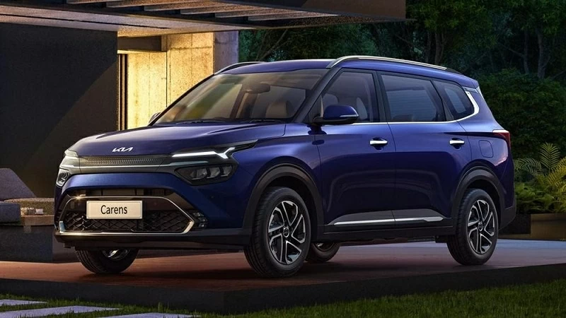 Kia Carens được điều chỉnh giảm trực tiếp 30 triệu đồng. 