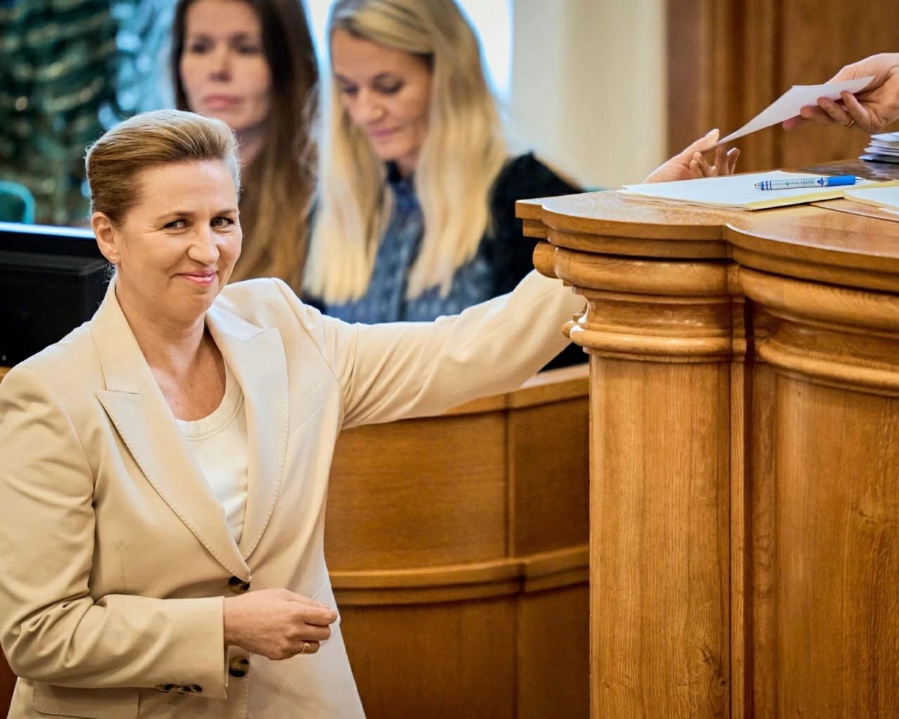 Thủ tướng Đan Mạch tuyên bố tổ chức tổng tuyển cử sớm Thủ tướng Đan Mạch tuyên bố tổ chức tổng tuyển cử sớm