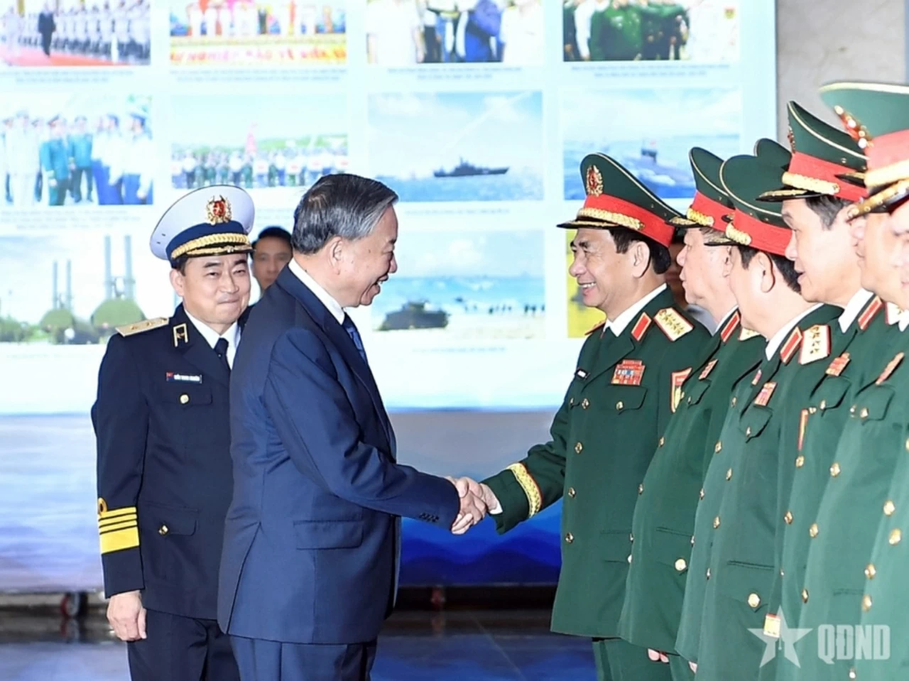 Quân chủng Hải quân tổ chức Lễ đón danh hiệu Anh hùng Lực lượng Vũ trang Nhân dân lần thứ 3 Quân chủng Hải quân tổ chức Lễ đón danh hiệu Anh hùng lực lượng vũ trang nhân dân lần thứ 3