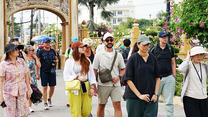 Từ kỷ lục 21 triệu khách đến khát vọng bứt phá năm 2026. (Ảnh: Song Anh) Từ kỷ lục 21 triệu khách đến khát vọng bứt phá năm 2026. (Ảnh: Song Anh)