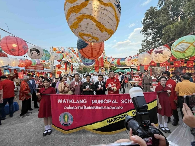 Ngày 27/2, tại trung tâm thành phố Khon Kaen, Thái Lan đã khai mạc Tết cộng đồng với chủ đề “Lễ hội đèn lồng Tết nguyên tiêu 2026”. (Nguồn: TLSQ Việt Nam tại Khon Kean) Không gian Tết Việt nổi bật tại Lễ hội đèn lồng ở Khon Kaen, Thái Lan