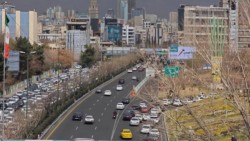 Tình hình Iran: Người dân kẹt trong khói lửa