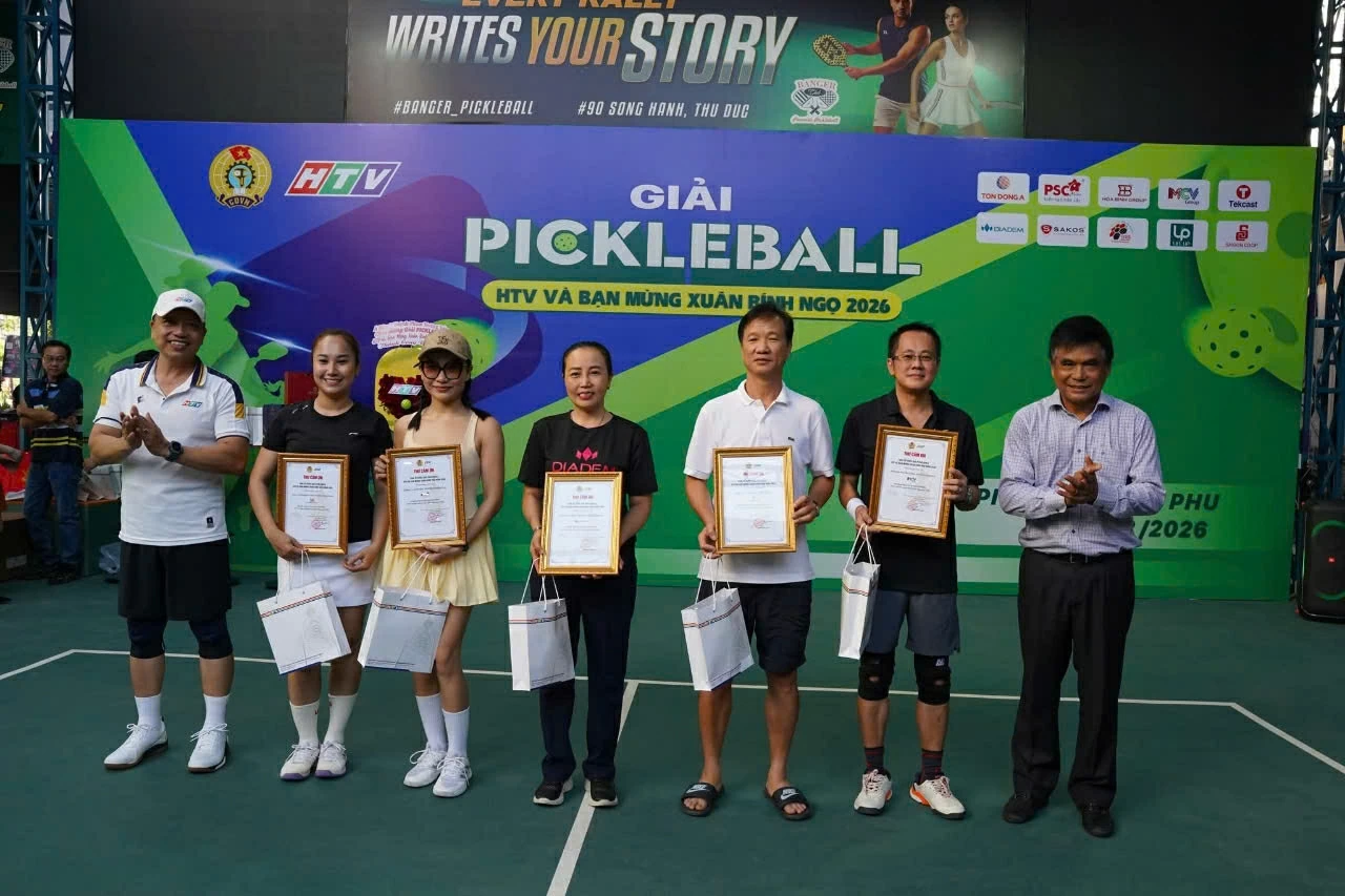 Nhiều vận động viên là khách mời từ các đơn vị bạn cũng cho rằng giải Pickleball HTV đã tạo nên một không gian giao lưu tích cực, nơi thể thao trở thành cầu nối, mở đầu cho một năm hợp tác bền chặt, hiệu quả và nhiều kỳ vọng mới.