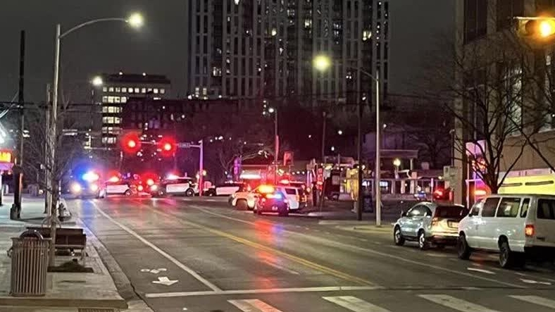 Xả súng trong quán bia ở Mỹ khiến 17 người thương