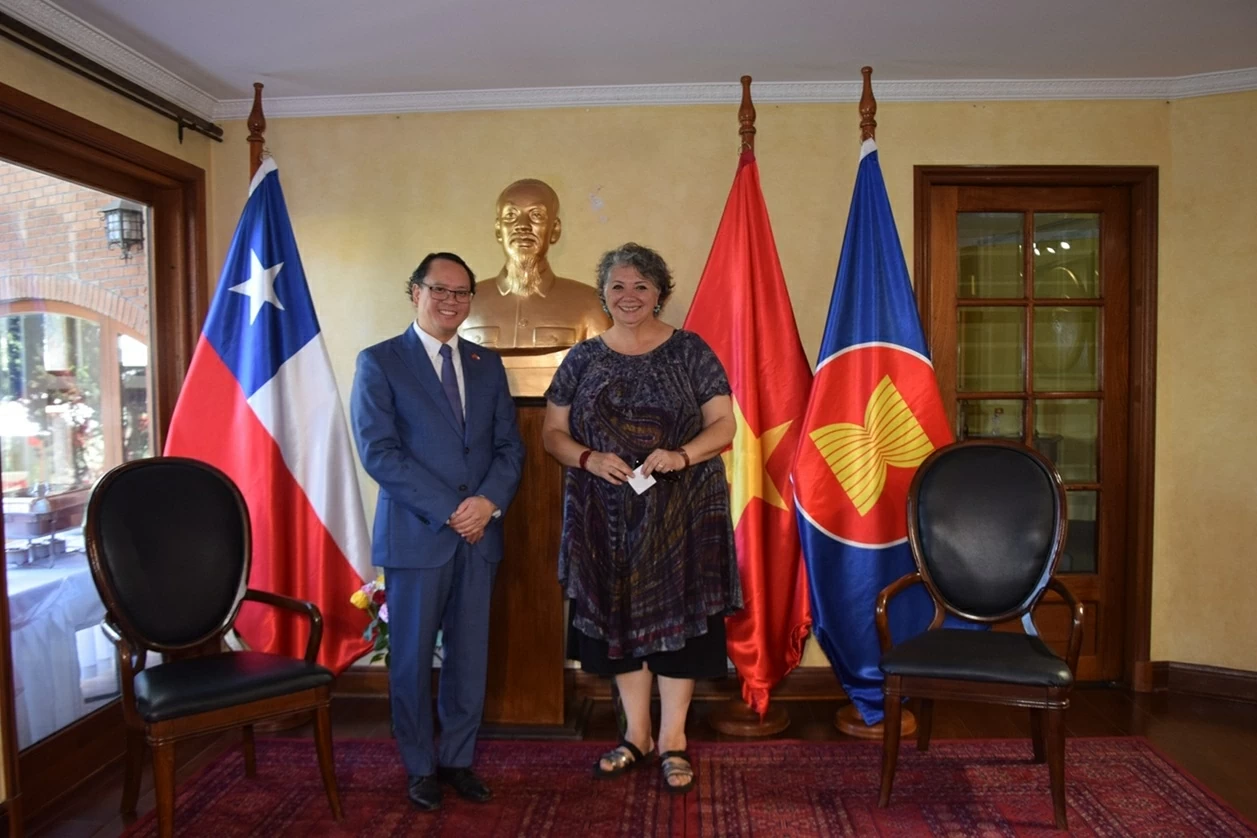 Đón Tết cổ truyền Bính Ngọ tại Đại sứ quán Việt Nam ở Chile, hướng tới kỷ niệm 55 năm quan hệ ngoại giao