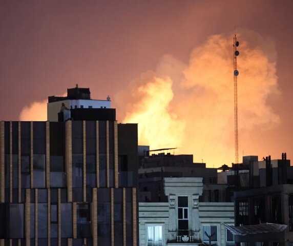 Chảo lửa Trung Đông: Israel mở đợt tấn công lớn vào Tehran, xung đột lan rộng khi Hezbollah tham chiến