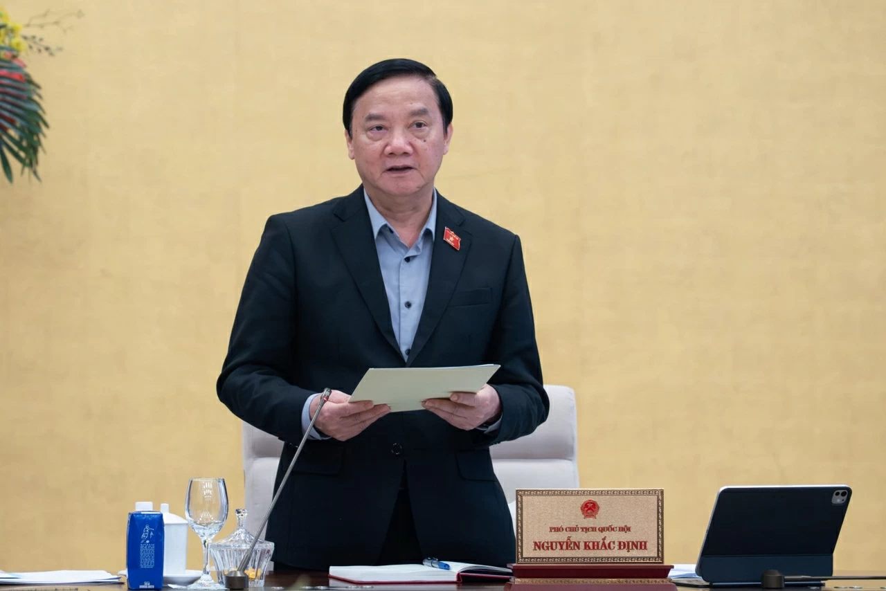 UBTVQH cho ý kiến về dự án Luật sửa đổi, bổ sung một số điều của Luật Công chứng