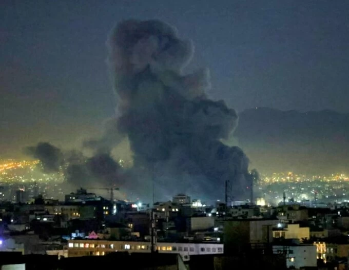 Trung Đông: Nhật Bản kêu gọi giải pháp ngoại giao, Nga-Trung Quốc phản đối cuộc tấn công của Mỹ-Israel, Vùng Vịnh dọa đáp trả Iran Trung Đông: Nhật Bản kêu gọi giải pháp ngoại giao, Nga-Trung Quốc phản đối cuộc tấn công của Mỹ-Israel, Vùng Vịnh dọa đáp trả Iran