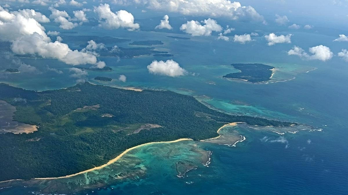 Ấn Độ xây dựng sân bay quân sự ở Ấn Độ Dương
