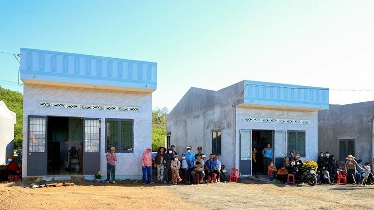 Xây dựng khu tái định cư trong Chiến dịch Quang Trung trở thành kiểu mẫu Xây dựng khu tái định cư trong Chiến dịch Quang Trung trở thành kiểu mẫu