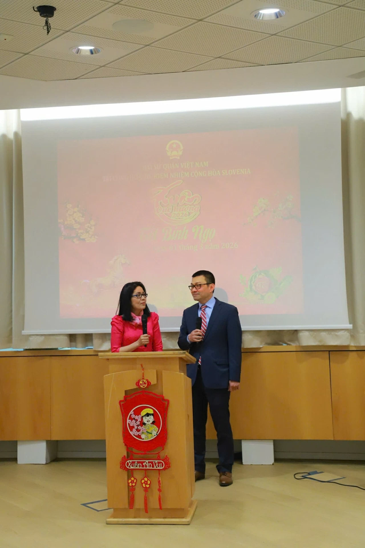 Xuân Quê hương thắt chặt tình đoàn kết, quảng bá hình ảnh Việt Nam tại Slovenia