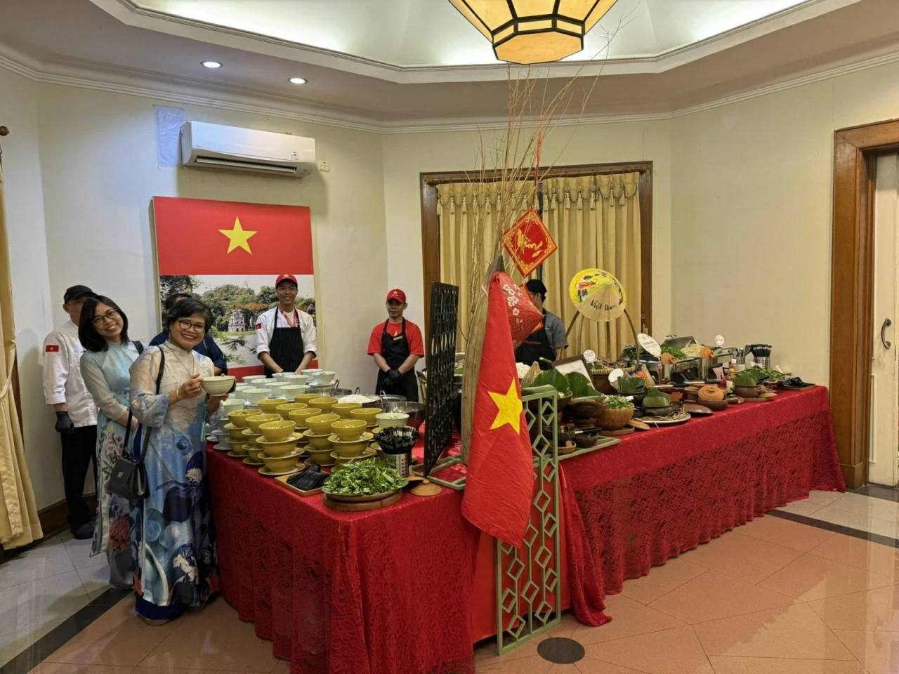 Tết cộng đồng Xuân Bính Ngọ kết nối cộng đồng người Việt tại Indonesia Tết cộng đồng Xuân Bính Ngọ kết nối người Việt tại Indonesia