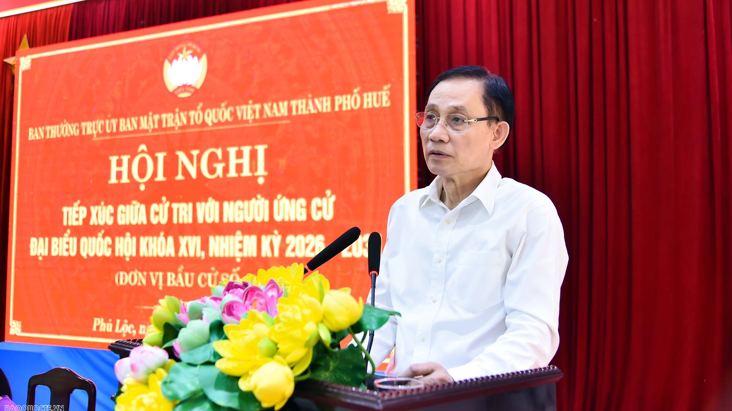 Ủy viên Bộ Chính trị, Bộ trưởng Ngoại giao Lê Hoài Trung tiếp xúc cử tri tại thành phố Huế