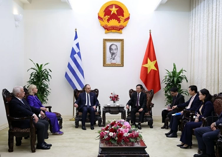 Phó Thủ tướng Chính phủ Hồ Quốc Dũng