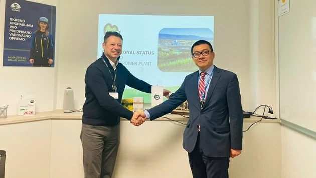 Đại sứ Việt Nam tại Áo và Slovenia Vũ Lê Thái Hoàng đã gặp, làm việc với Bộ trưởng Môi trường, Khí hậu và Năng lượng Slovenia, ông Bojan Kumer; thăm và làm việc với Tổng Giám đốc Nhà máy điện hạt nhân Krško.