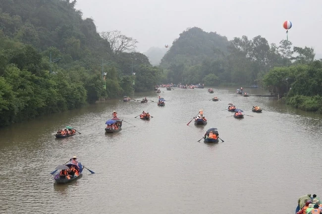 Mong lễ hội mỗi ngày một văn minh Mong lễ hội mỗi ngày một văn minh