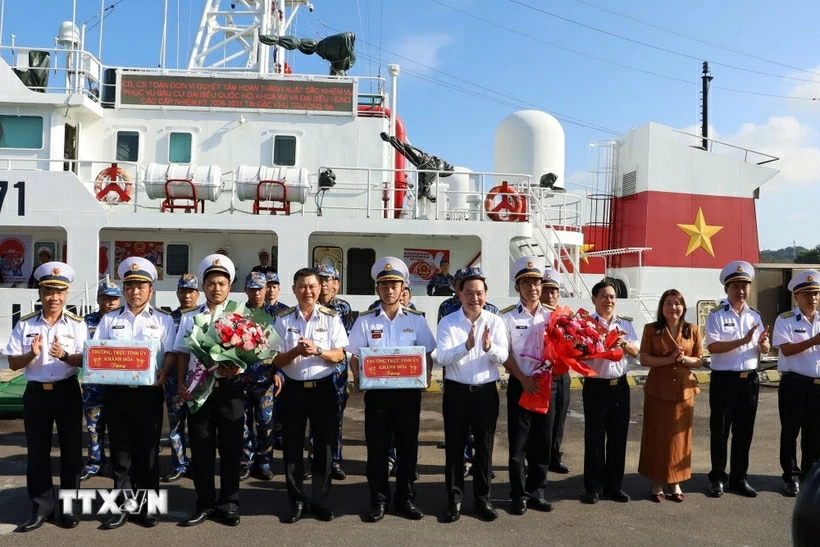 Khánh Hòa: Bầu cử sớm tại đặc khu Trường Sa và Lữ đoàn Đặc công nước 5 Khánh Hòa: Bầu cử sớm tại đặc khu Trường Sa và Lữ đoàn Đặc công nước 5