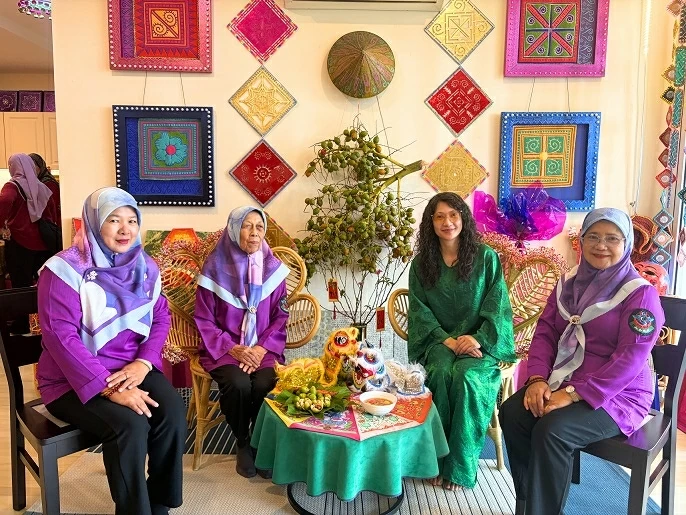 Đưa văn hóa vào hoạt động đối ngoại và kết nối đối tác tại Brunei Darussalam Đưa văn hóa vào hoạt động đối ngoại và kết nối đối tác tại Brunei Darussalam