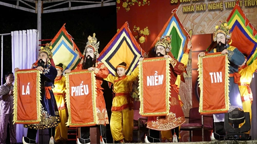 Lan tỏa thông điệp bầu cử Quốc hội qua nghệ thuật truyền thống Lan tỏa thông điệp bầu cử Quốc hội qua nghệ thuật truyền thống