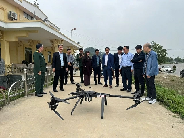 Thử nghiệm giải pháp quản lý lễ hội bằng công nghệ UAV tại Chùa Hương