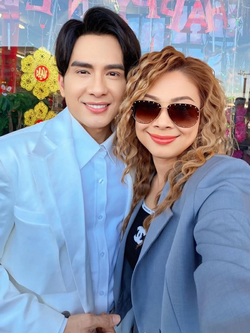Sao Việt: