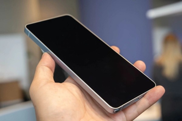 Samsung Galaxy S26 Ultra hé lộ màn hình bảo mật chống nhìn trộm