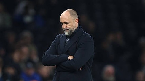 Bảng xếp hạng lượt về Ngoại hạng Anh: Man Utd chỉ kém Arsenal, Tottenham 'đội sổ'