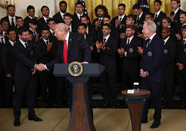 Thăm Nhà Trắng, Messi lần đầu gặp Tổng thống Trump