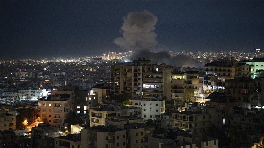 Giao tranh ác liệt giữa Israel và Hezbollah, ngoại ô thủ đô Beirut bị oanh tạc Giao tranh ác liệt giữa Israel và Hezbollah, ngoại ô thủ đô Beirut bị oanh tạc