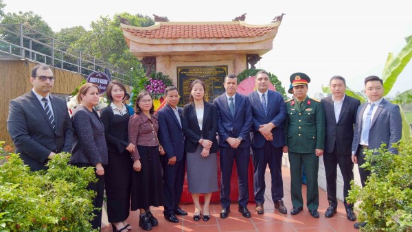 Tưởng niệm 52 năm ngày các cán bộ, phóng viên Việt Nam-Algeria hy sinh trong vụ tai nạn máy bay tại Sóc Sơn