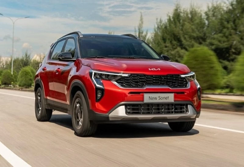 Kia Sonet tiếp tục được hãng áp dụng chính sách ưu đãi kép tương tự các dòng xe cùng phân khúc.