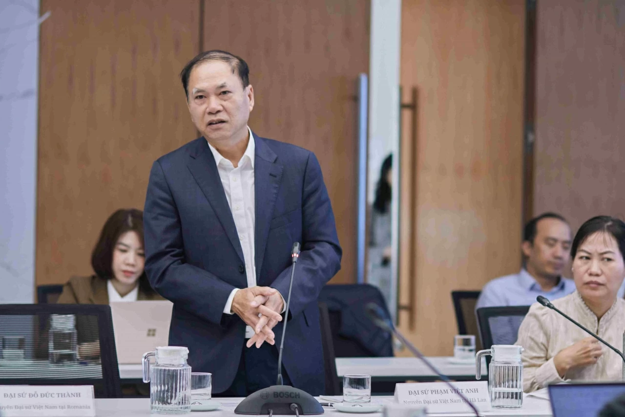 Thúc đẩy tinh thần đổi mới đào tạo ngoại ngữ thích ứng với với kỷ nguyên AI và chuyển đổi số