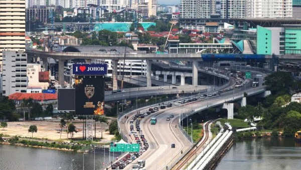 Bất chấp bất ổn toàn cầu, nền kinh tế Malaysia chứng minh sức hấp dẫn với các nhà đầu tư