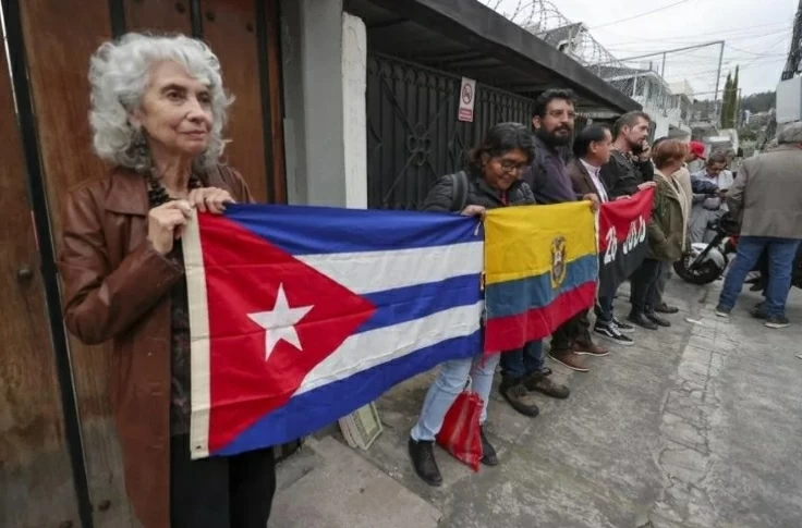 Quan hệ Cuba - Ecuador rạn nứt, Havana đóng cửa đại sứ quán ở Quito