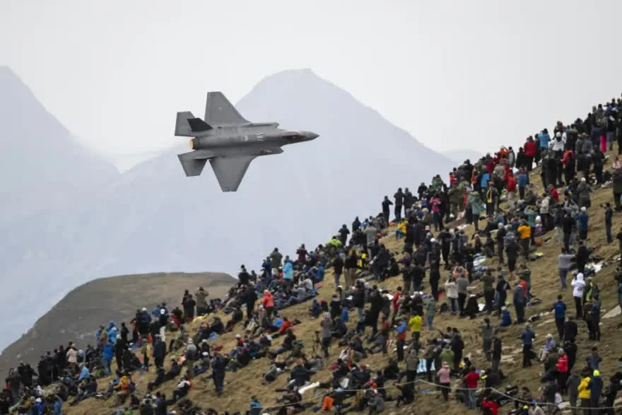 Thụy Sĩ sẽ mua ít máy bay chiến đấu F-35 hơn. Keystone-SDA