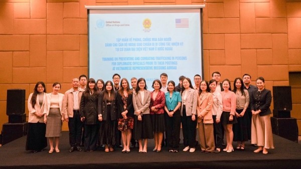 Tập huấn về phòng, chống mua bán người cho các cán bộ ngoại giao chuẩn bị đi công tác nhiệm kỳ ở nước ngoài