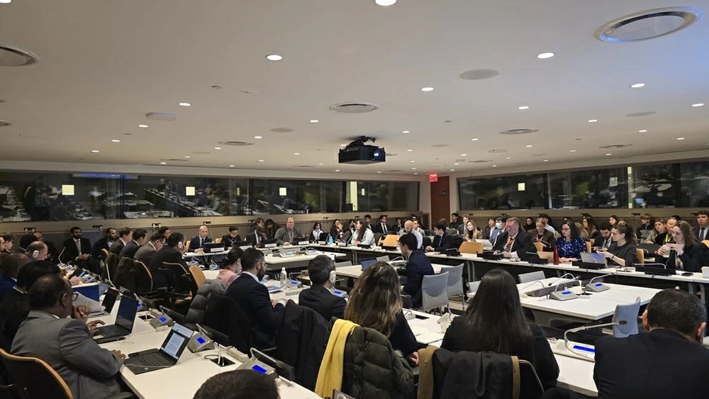 Việt Nam khẳng định cam kết thúc đẩy giải trừ quân bị và chống phổ biến vũ khí hạt nhân Việt Nam khẳng định cam kết thúc đẩy giải trừ quân bị và chống phổ biến vũ khí hạt nhân