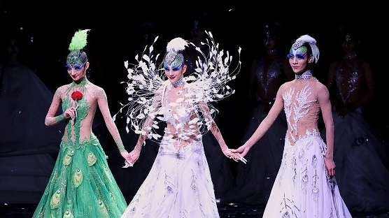 'Khổng Tước' mê hoặc khán giả Hà Nội trong đêm công diễn đầu tiên