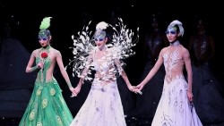 'Khổng Tước' mê hoặc khán giả Hà Nội trong đêm công diễn đầu tiên