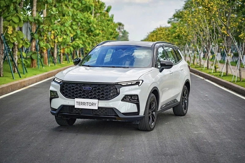 Cập nhật bảng giá xe hãng Ford mới nhất tháng 3/2026.