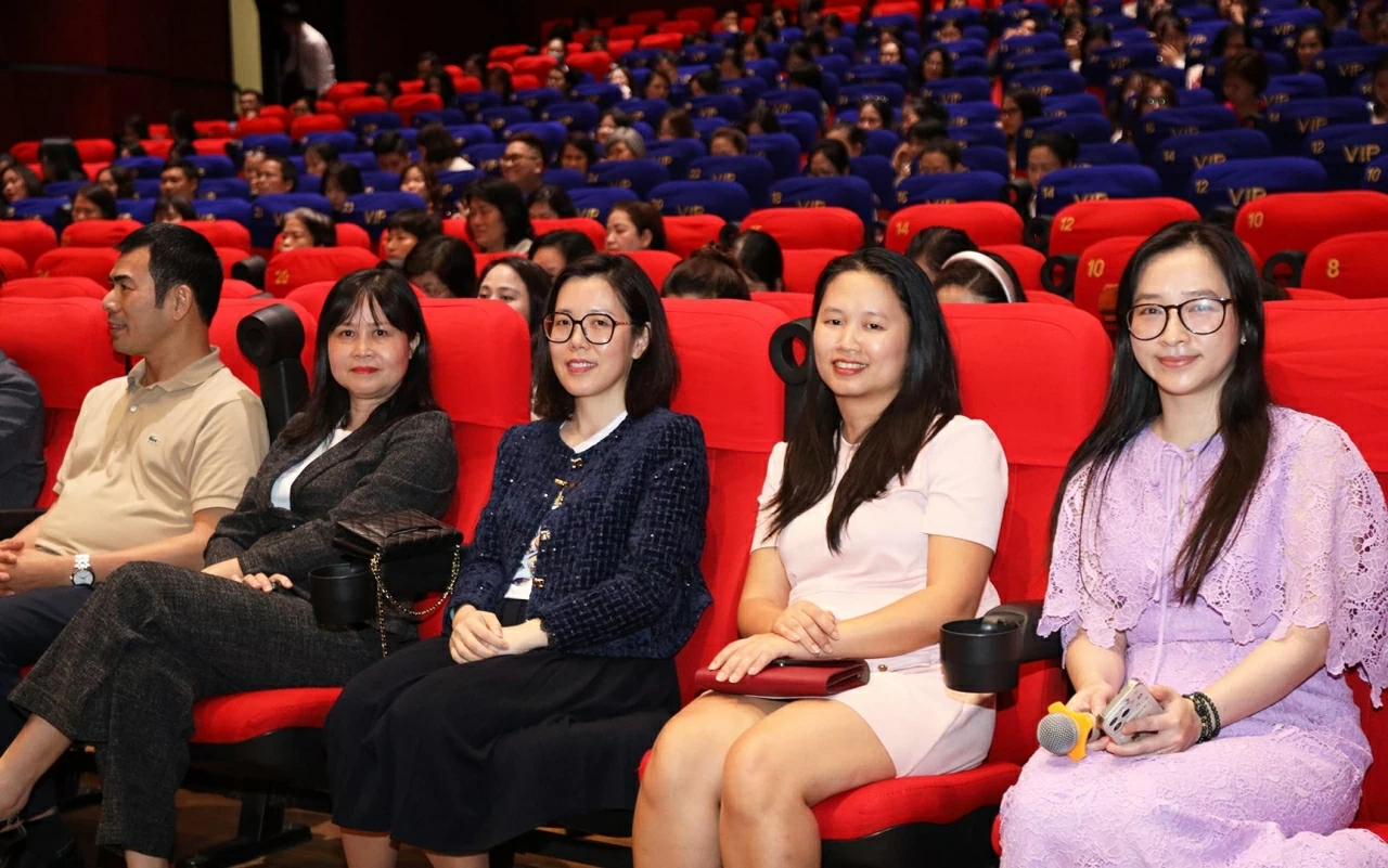 Buổi giao lưu giúp nâng cao đời sống tinh thần của cán bộ nữ, đồng thời góp phần tăng cường sự gắn kết giữa các chị em. (Ảnh: Thành Long)