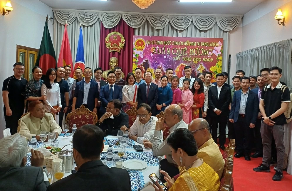 Xuân Quê hương tại Bangladesh