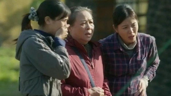 Không giới hạn tập 21: Lợi hy sinh?