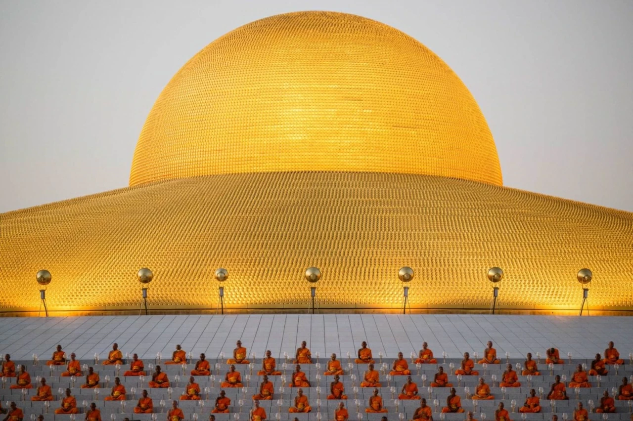 Ảnh ấn tượng: Trung Quốc hướng tới mục tiêu mới, Đệ nhất Phu nhân Mỹ lần đầu chủ trì cuộc họp LHQ, một di sản UNESCO bị tàn phá, Thung lũng Chết nở hoa