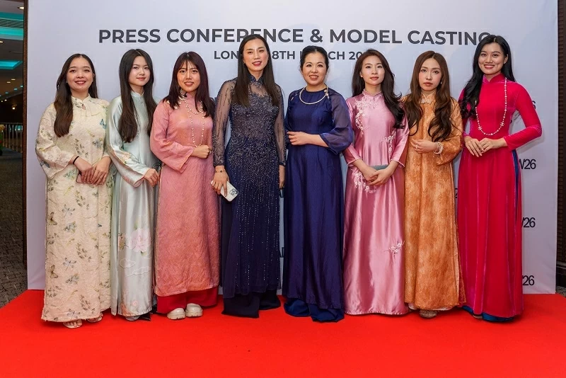 Áo dài Fashion Week 2026: Tôn vinh di sản Việt trên sân khấu thời trang quốc tế Áo dài Fashion Week 2026: Tôn vinh di sản Việt trên sân khấu thời trang quốc tế