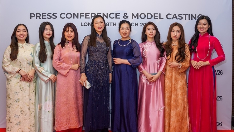 Áo dài Fashion Week 2026: Tôn vinh di sản Việt trên sân khấu thời trang quốc tế