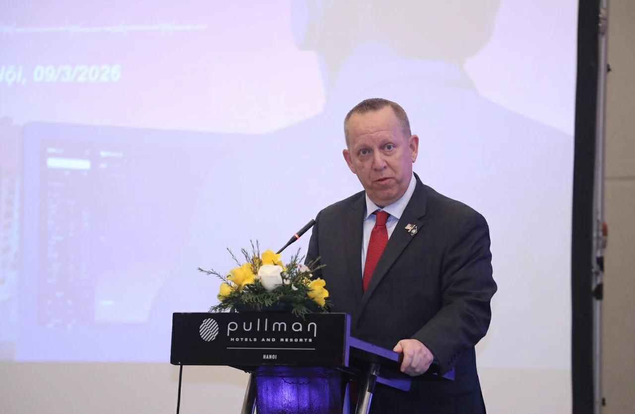 Đại biện lâm thời Đại sứ quán Hoa Kỳ tại Việt Nam Đại biện lâm thời Đại sứ quán Hoa Kỳ tại Việt Nam