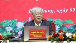 Phó Chủ tịch Thường trực Quốc hội Đỗ Văn Chiến tiếp xúc cử tri tại tỉnh Bắc Ninh